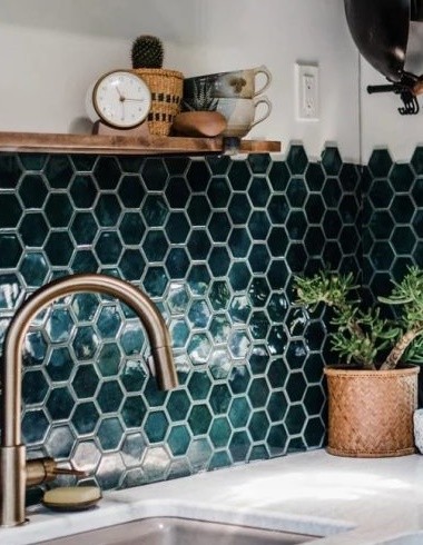 Mosaic Gốm men bóng lục giácmàu xanh đậm ốp tường bếp-Gạch trang trí Khải Minh