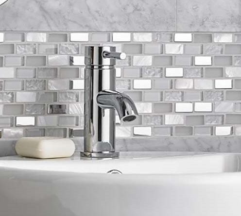Mosaic Thuỷ tinh trắng lát tường chậu rửa