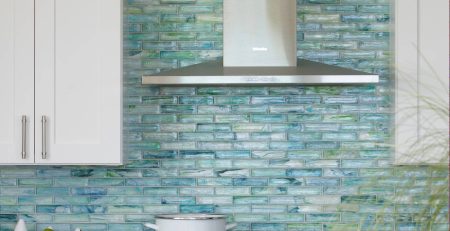 Gach mosaic thuy tinh ốp tường bếp