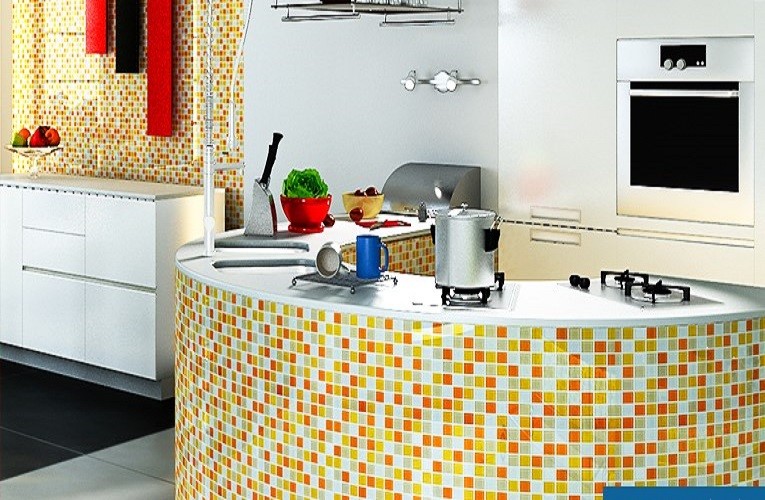 mosaic thủy tinh màu vàng ốp quầy bar